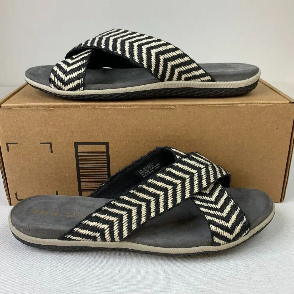 David Tate Womens Sandals Black‎ White Striped Open-Toe Slide Shoes Sz 11M